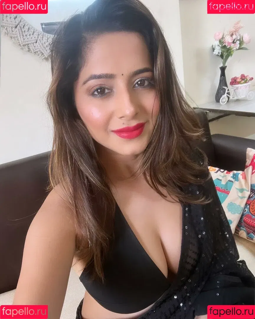 Kate Sharma Onlyfans Photo Gallery 