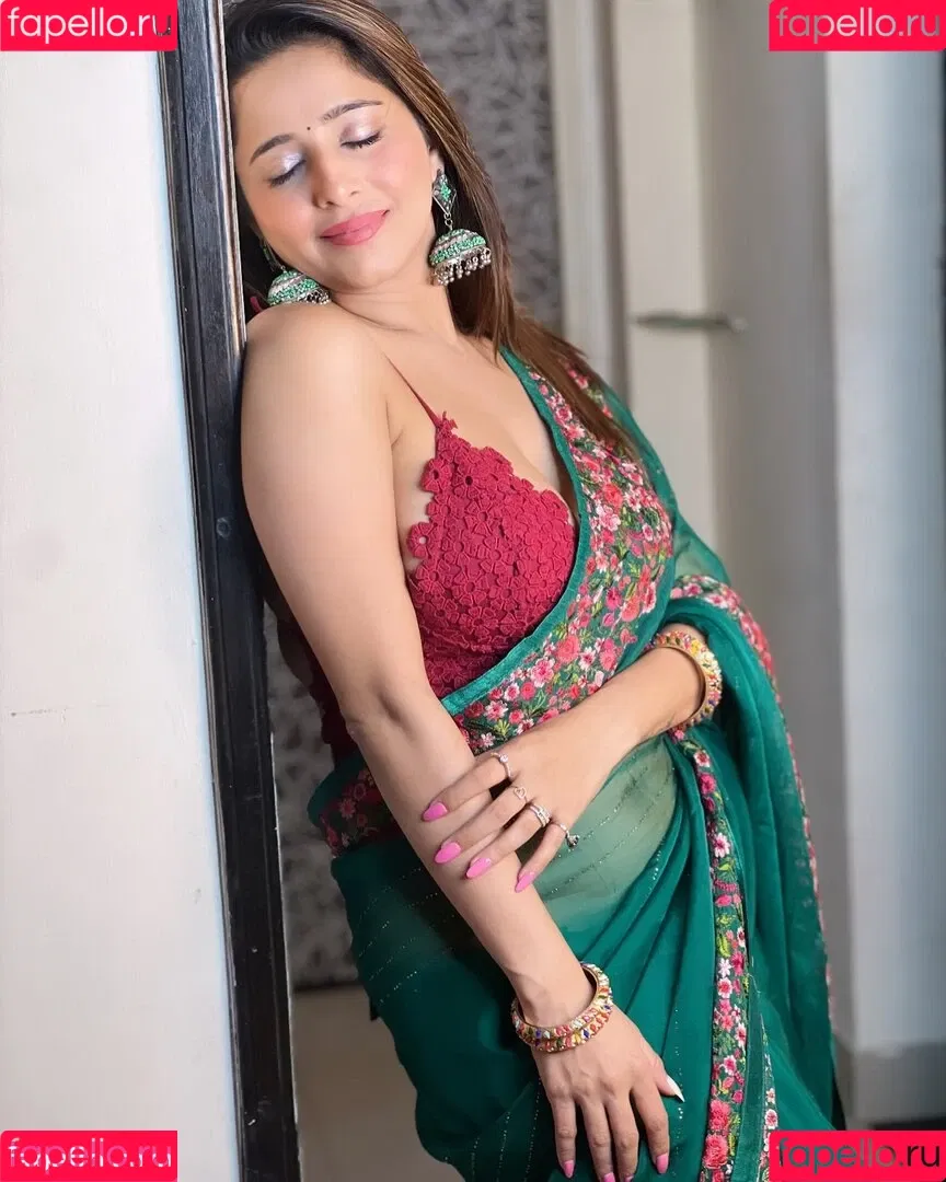 Kate Sharma Onlyfans Photo Gallery 