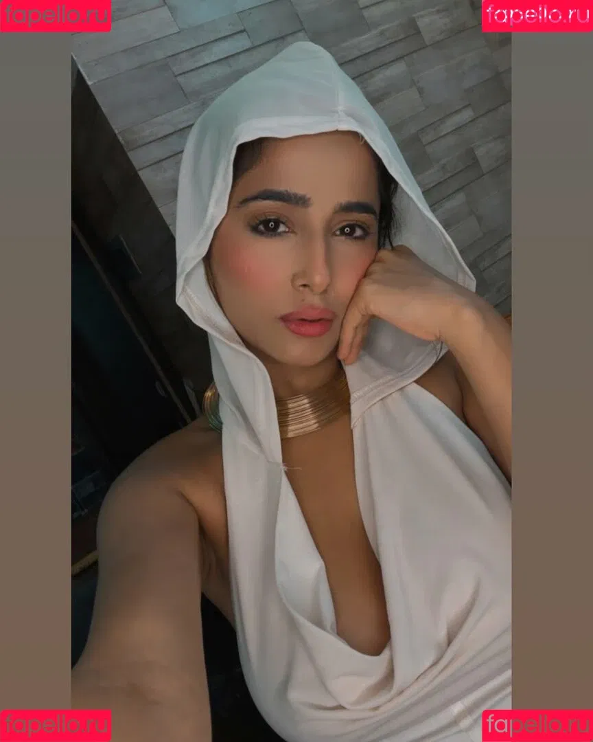 Kate Sharma Onlyfans Photo Gallery 