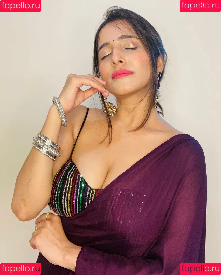 Kate Sharma Onlyfans Photo Gallery 