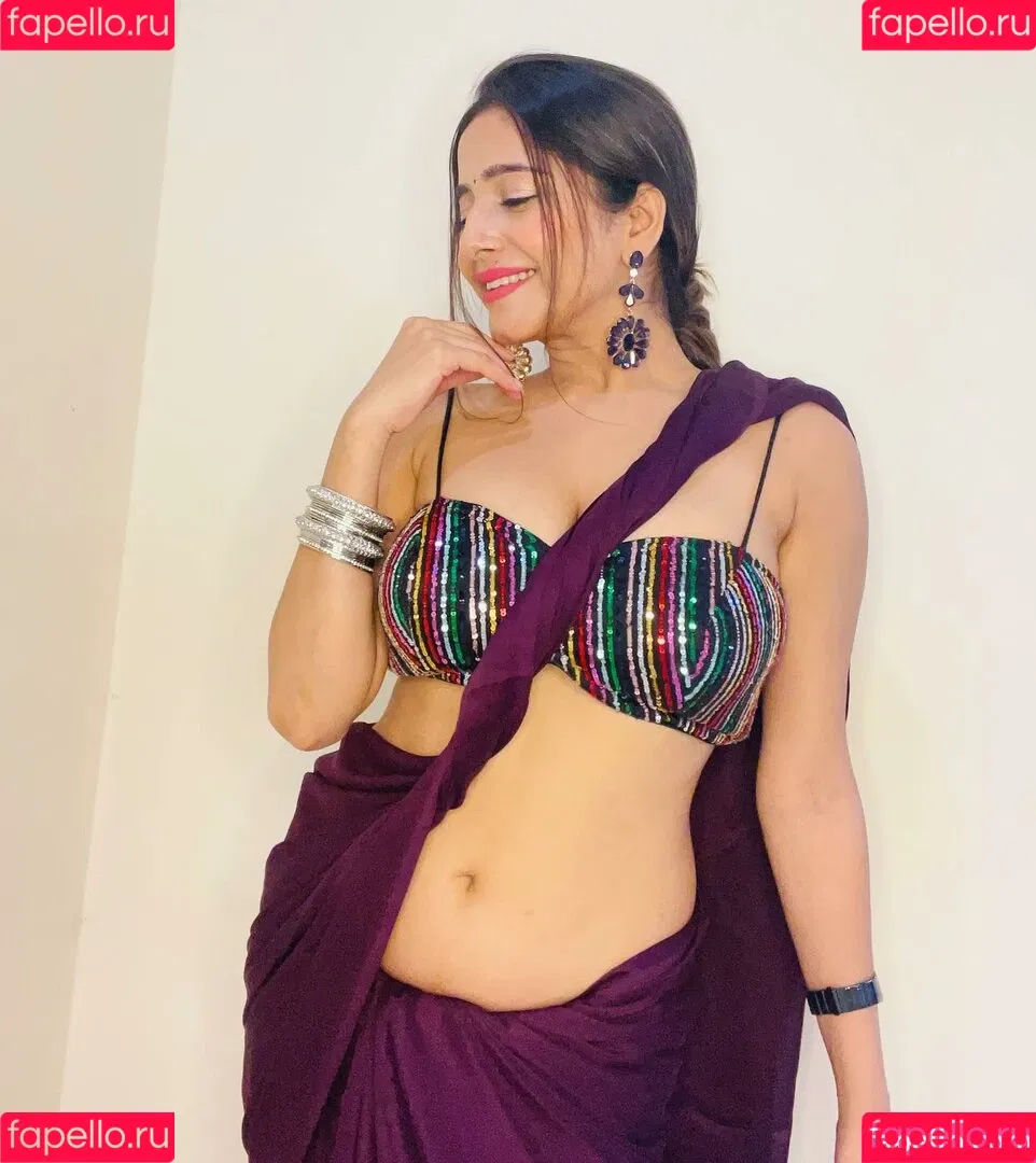 Kate Sharma Onlyfans Photo Gallery 