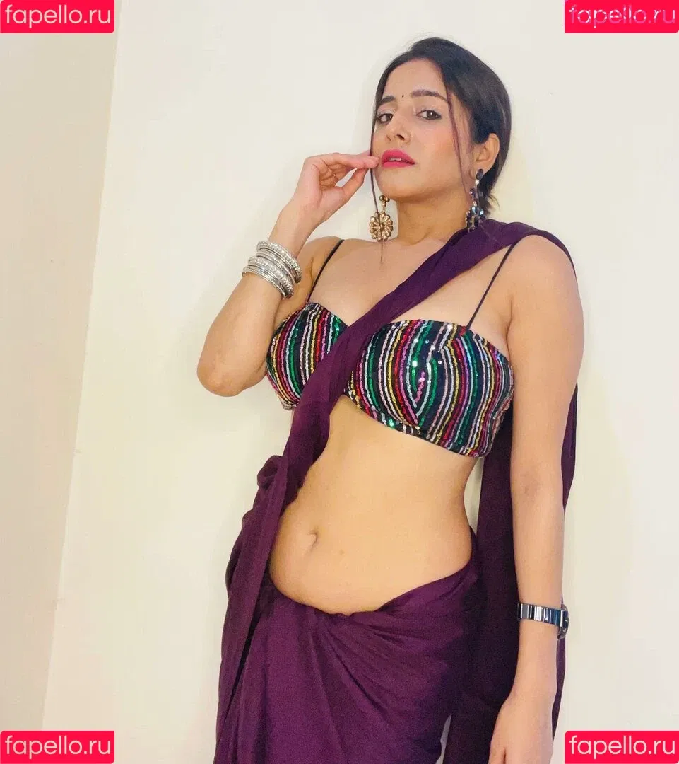 Kate Sharma Onlyfans Photo Gallery 
