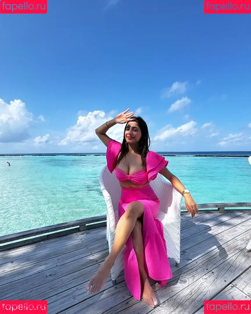 Kate Sharma Onlyfans Photo Gallery 