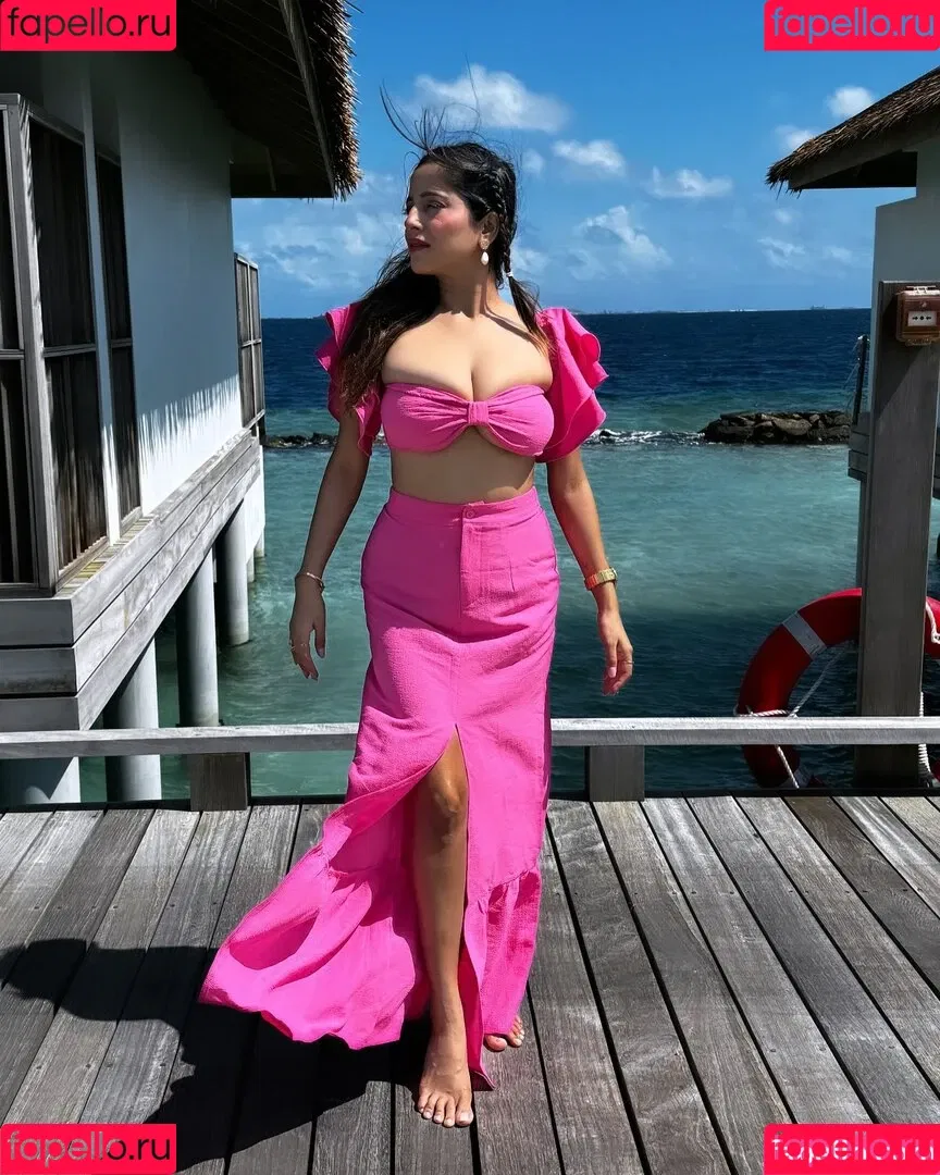 Kate Sharma Onlyfans Photo Gallery 