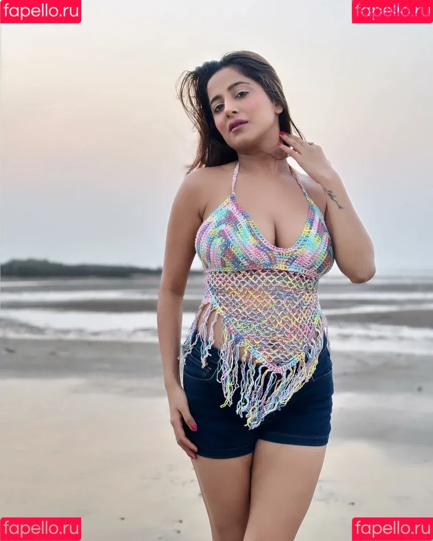 Kate Sharma Onlyfans Photo Gallery 