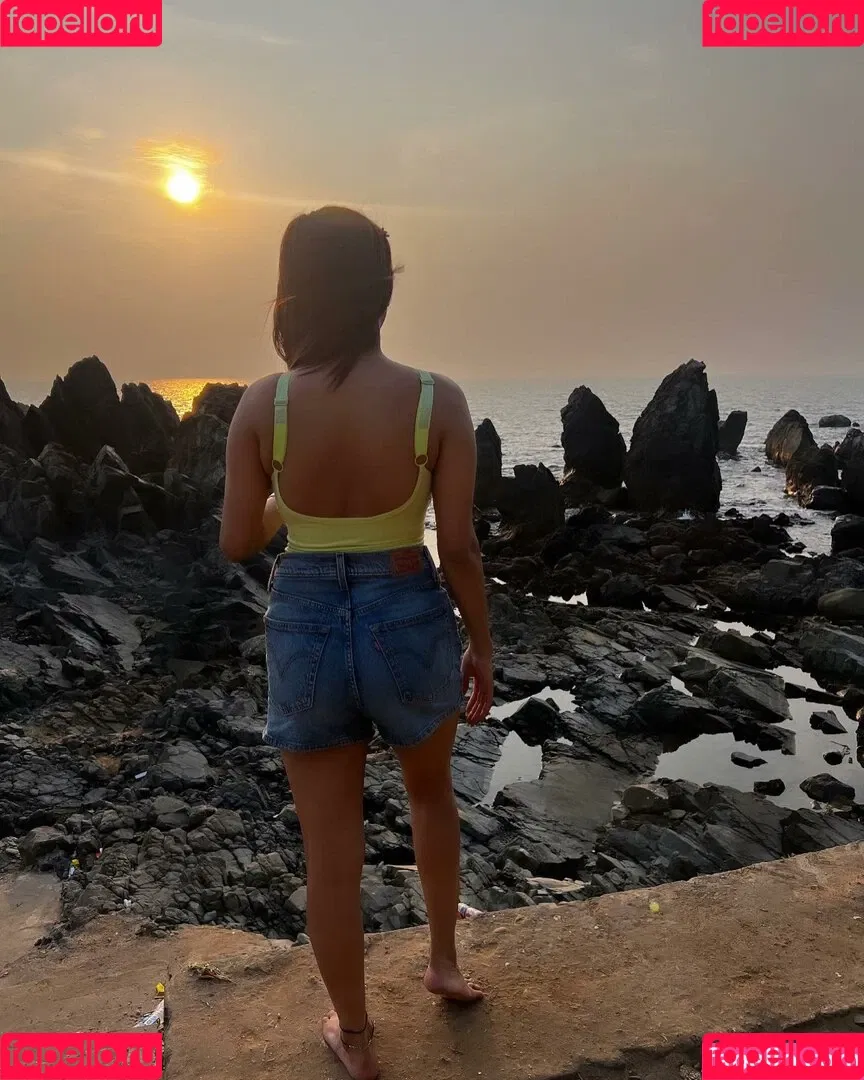 Kate Sharma Onlyfans Photo Gallery 