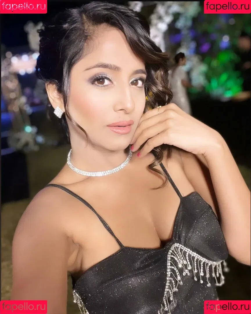 Kate Sharma Onlyfans Photo Gallery 