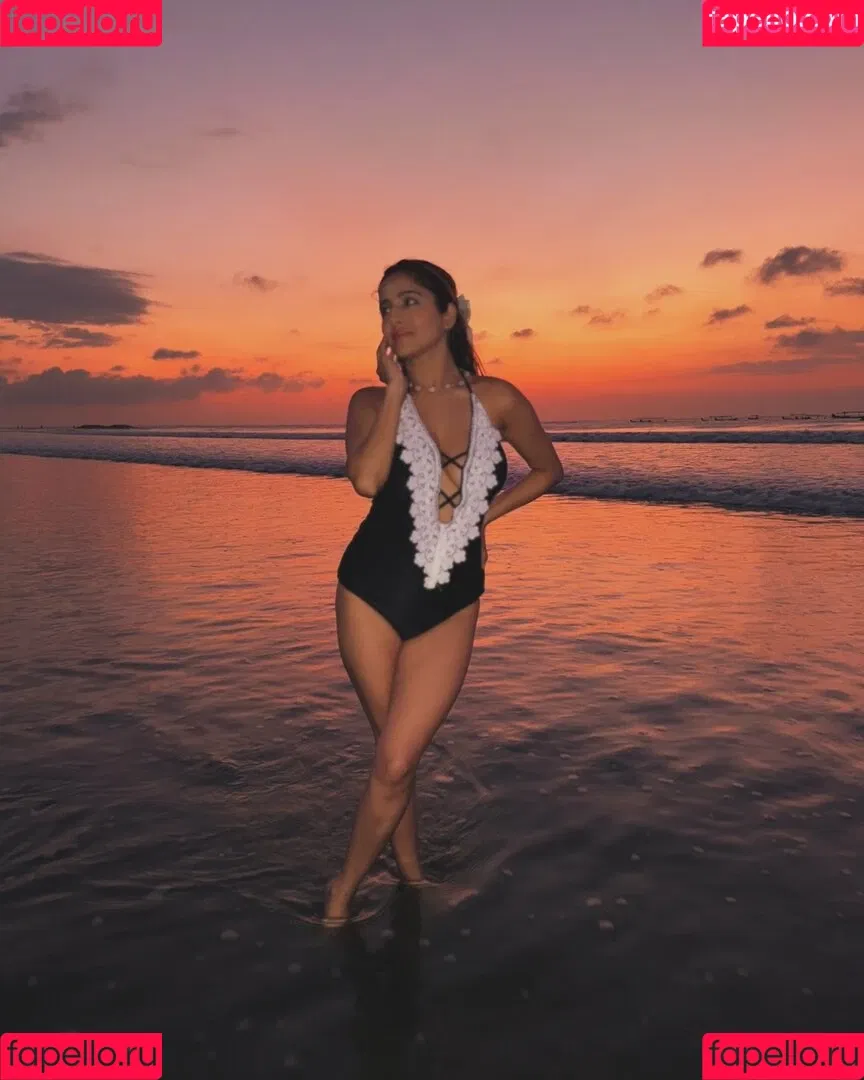 Kate Sharma Onlyfans Photo Gallery 