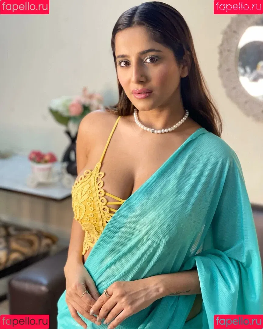Kate Sharma Onlyfans Photo Gallery 