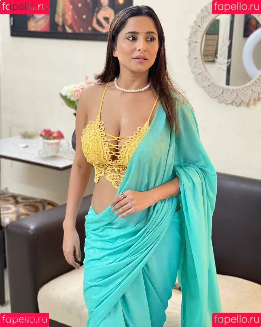 Kate Sharma Onlyfans Photo Gallery 