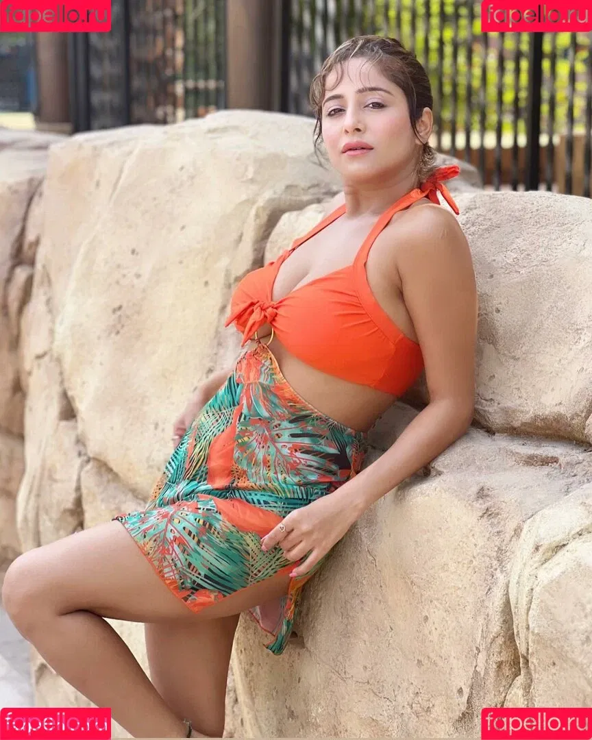 Kate Sharma Onlyfans Photo Gallery 