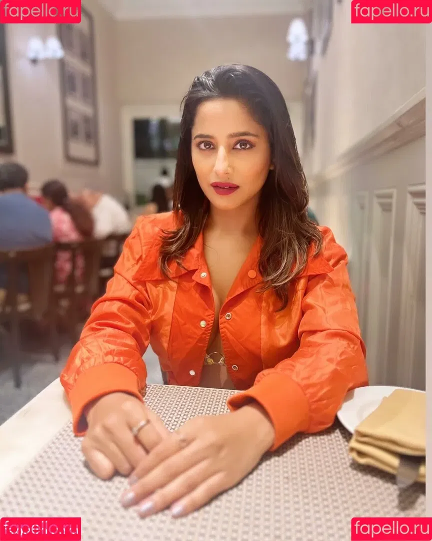 Kate Sharma Onlyfans Photo Gallery 