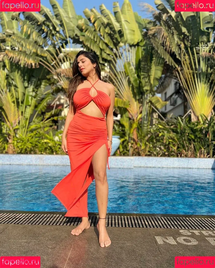 Kate Sharma Onlyfans Photo Gallery 