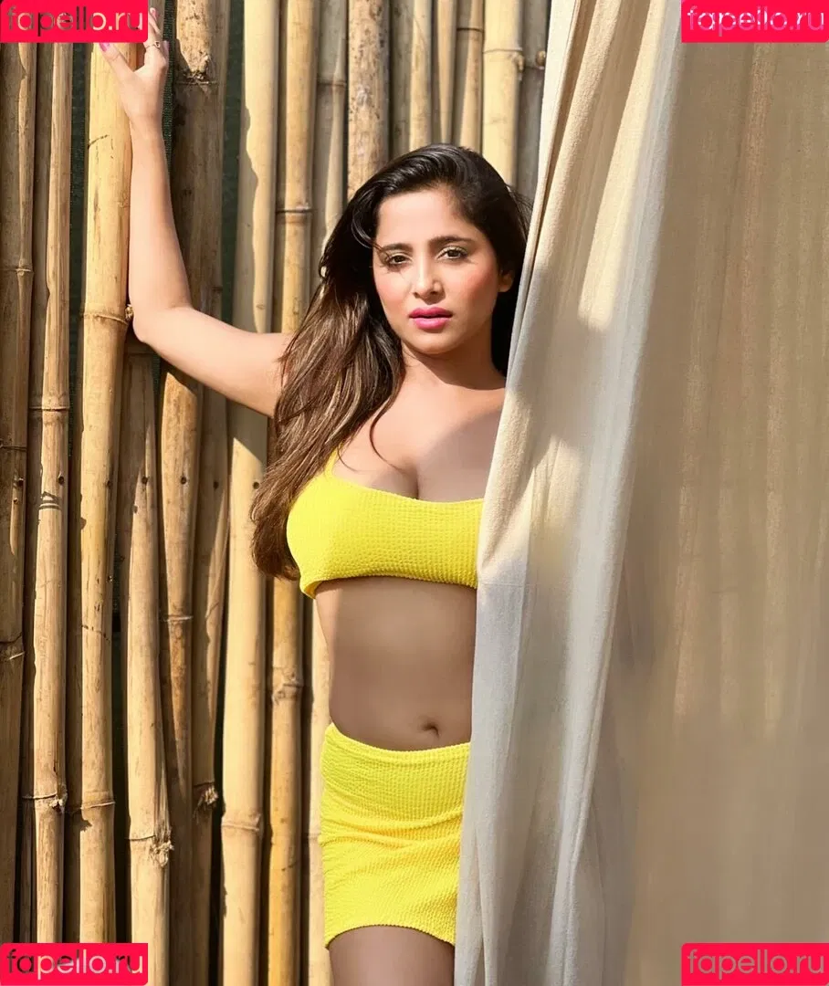 Kate Sharma Onlyfans Photo Gallery 