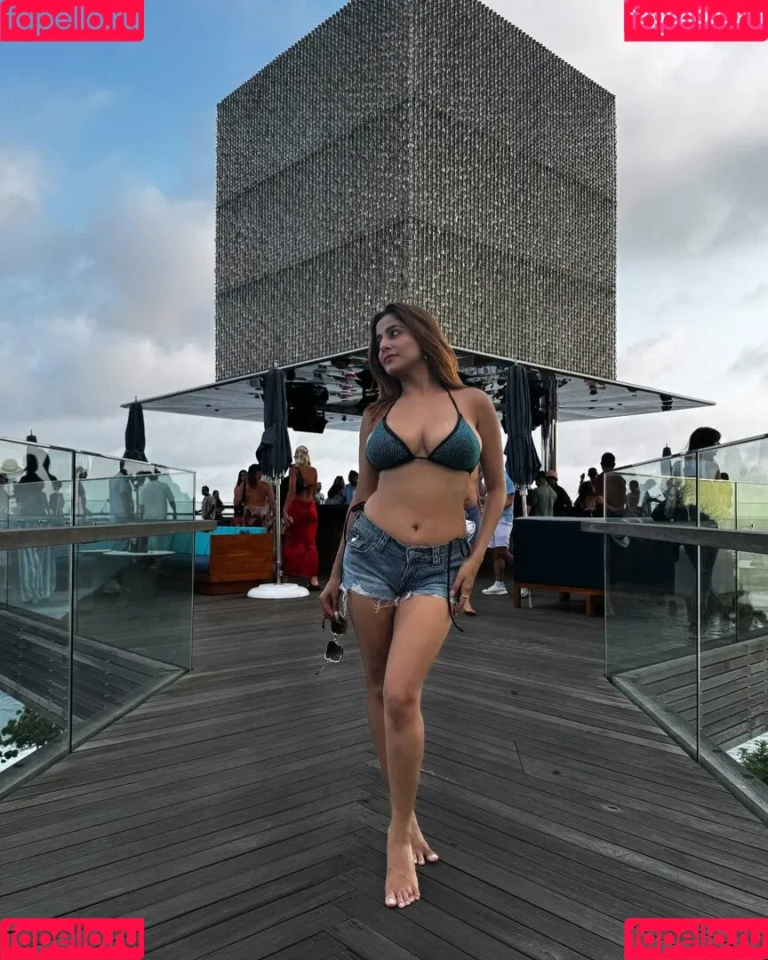 Kate Sharma Onlyfans Photo Gallery 