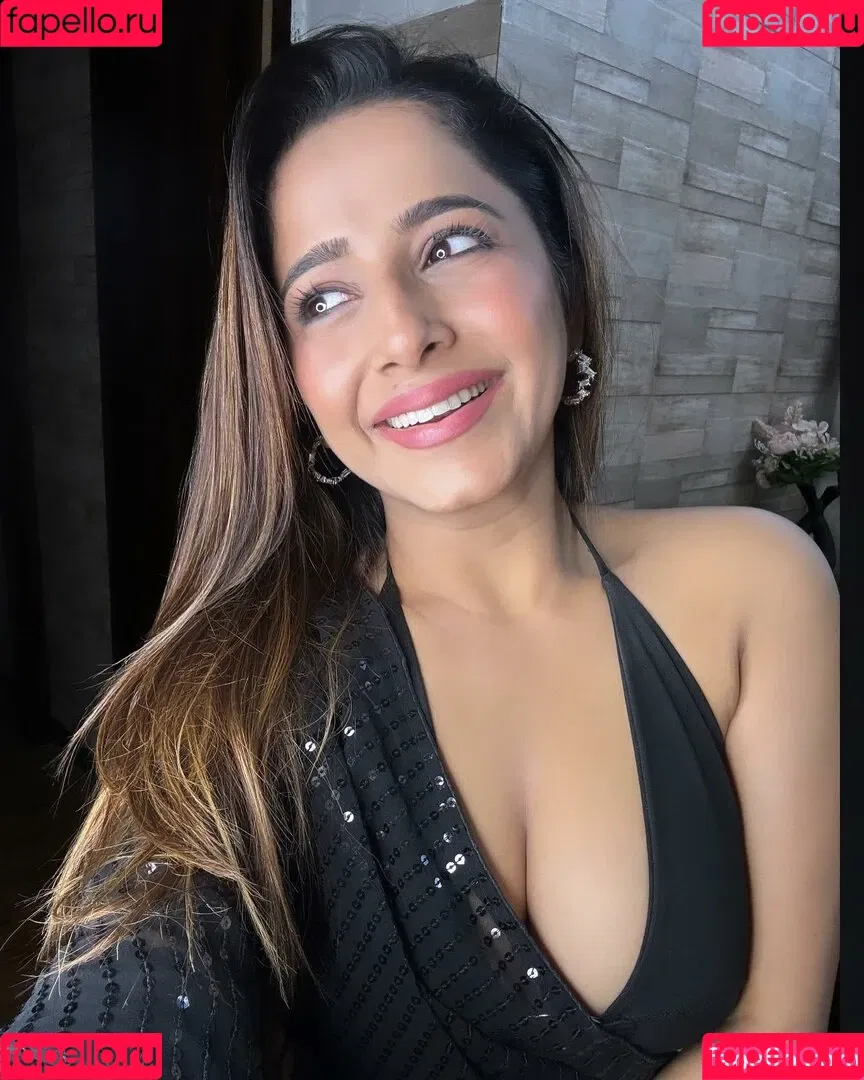 Kate Sharma Onlyfans Photo Gallery 