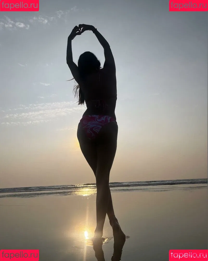 Kate Sharma Onlyfans Photo Gallery 