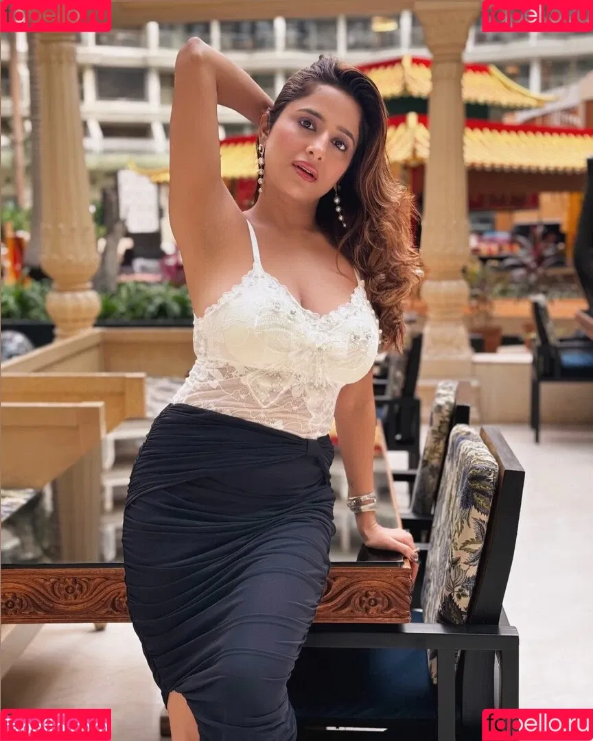 Kate Sharma Onlyfans Photo Gallery 