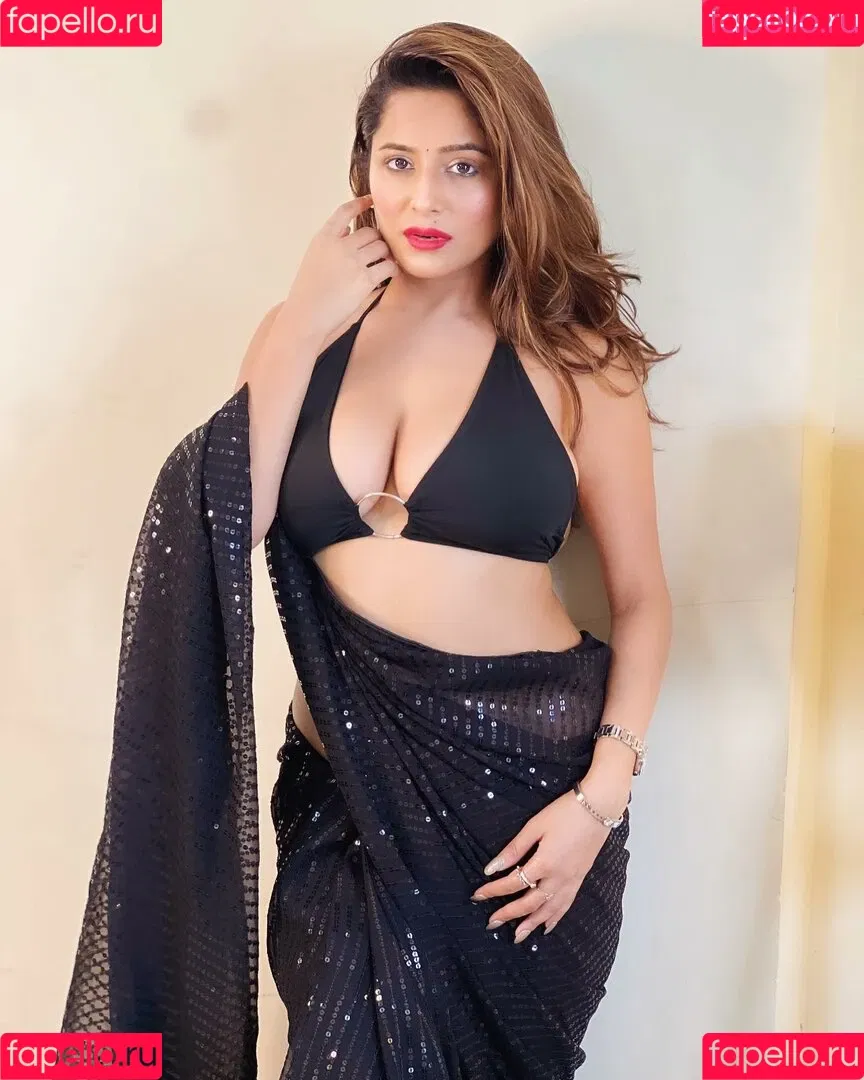 Kate Sharma Onlyfans Photo Gallery 