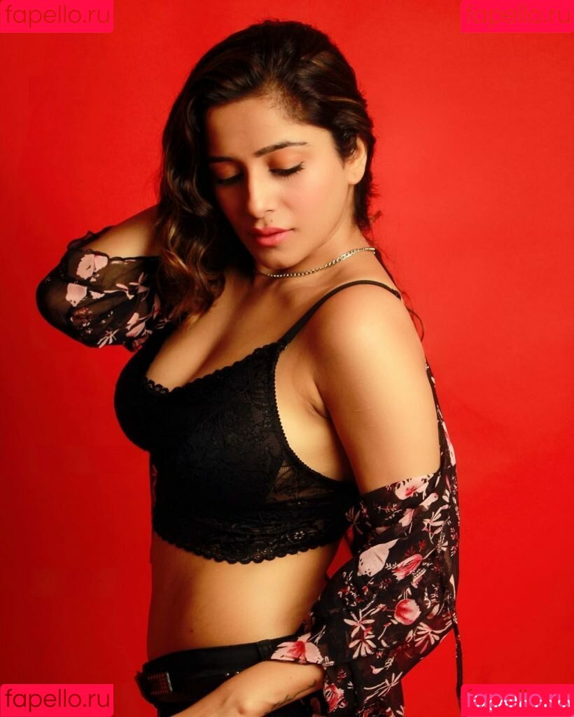 Kate Sharma Onlyfans Photo Gallery 