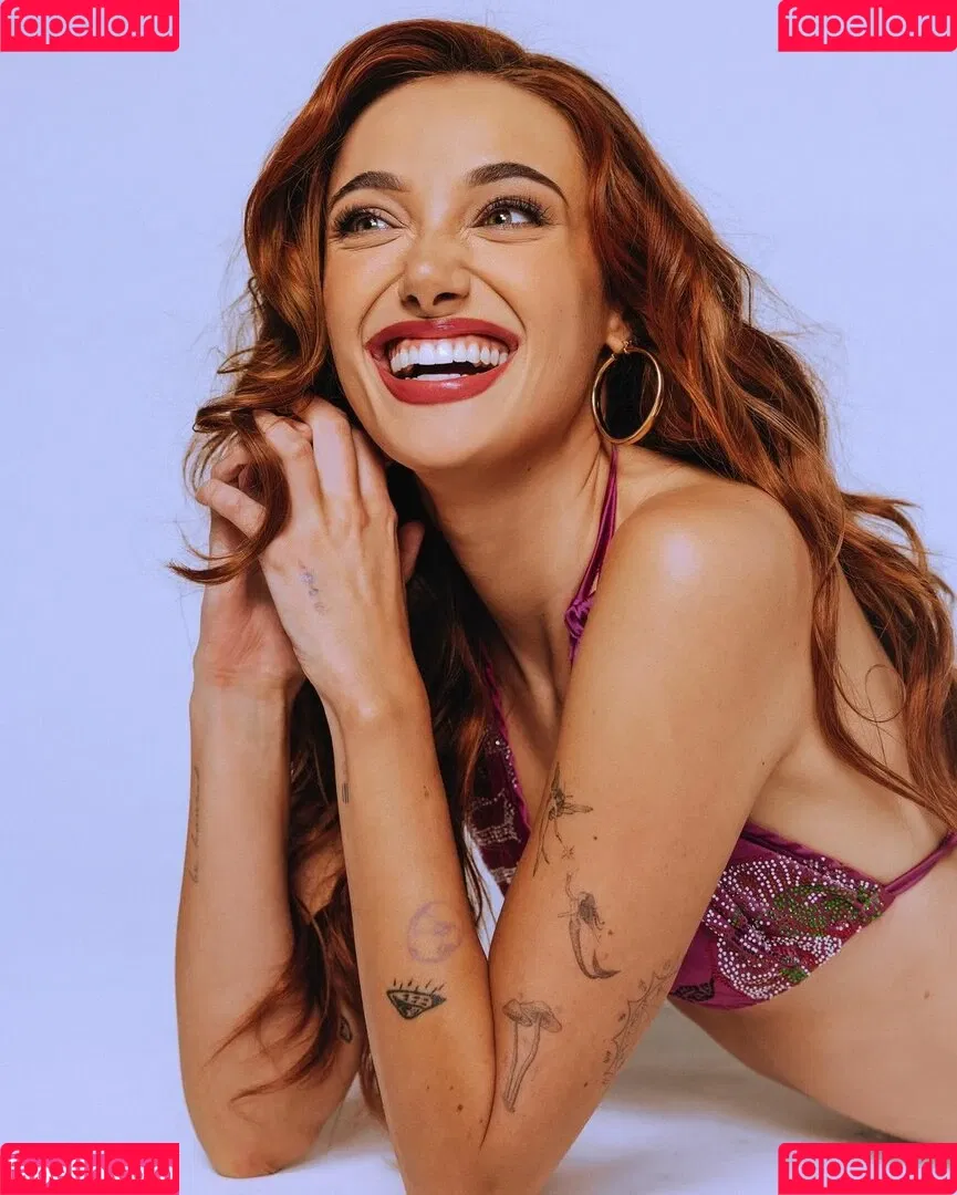 Olivia O'Brien Onlyfans Photo Gallery 