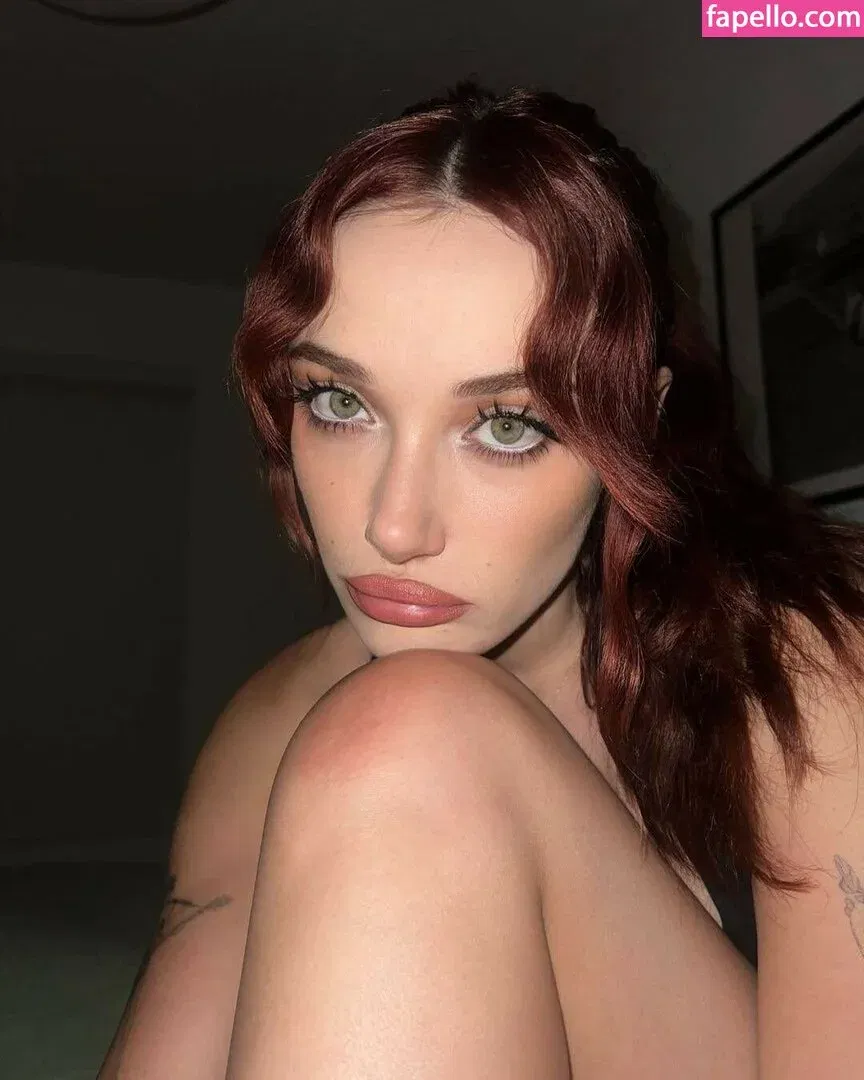 Olivia O'Brien Onlyfans Photo Gallery 