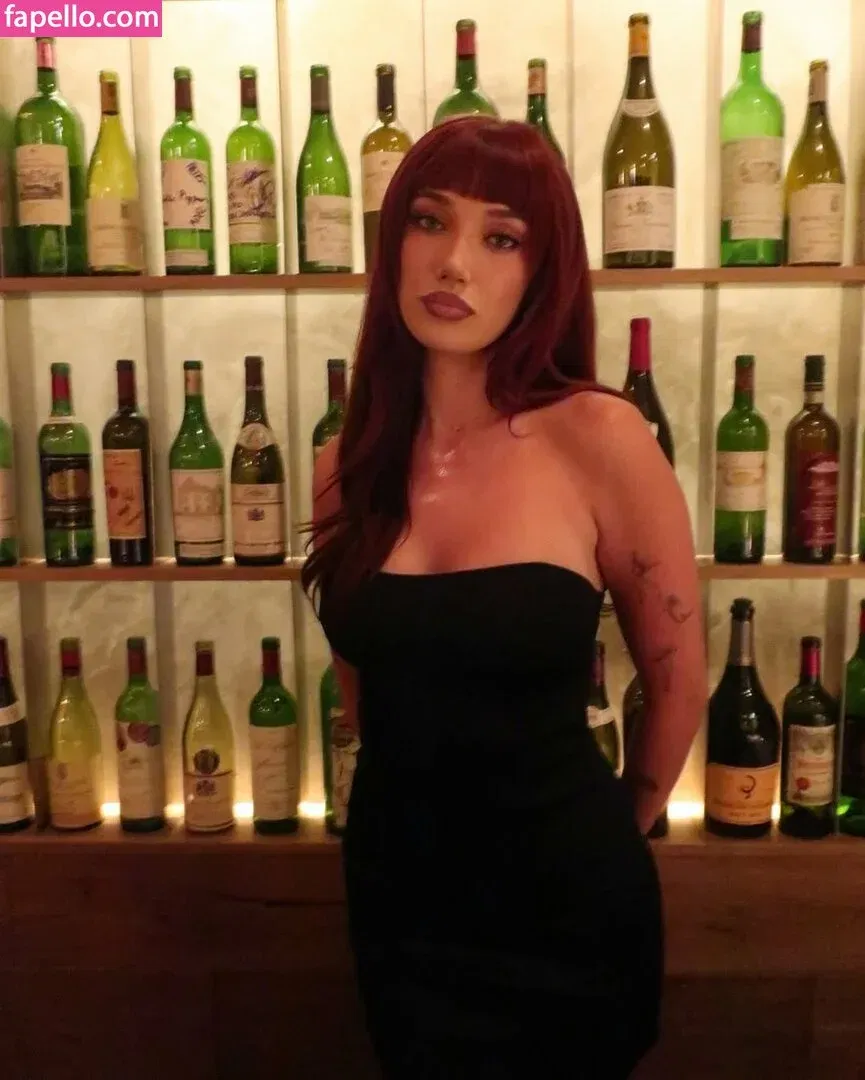 Olivia O'Brien Onlyfans Photo Gallery 