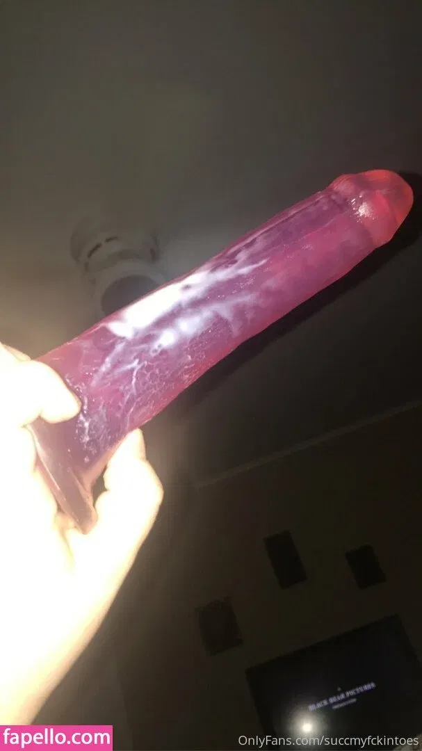 succmyfckintoes Onlyfans Photo Gallery 