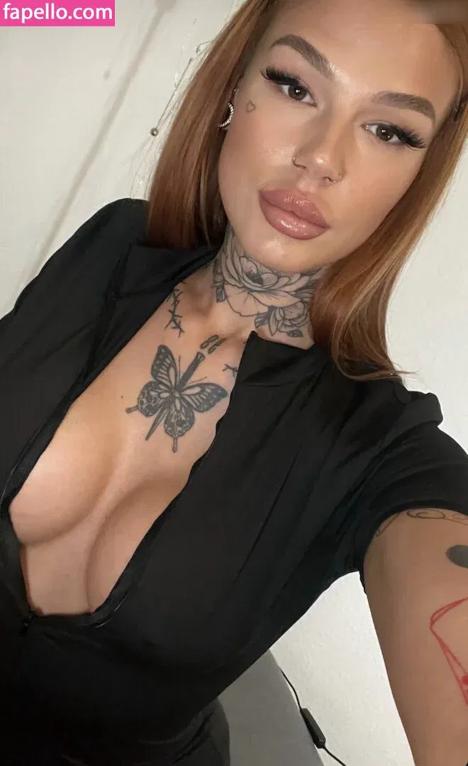 michellegrxw Onlyfans Photo Gallery 