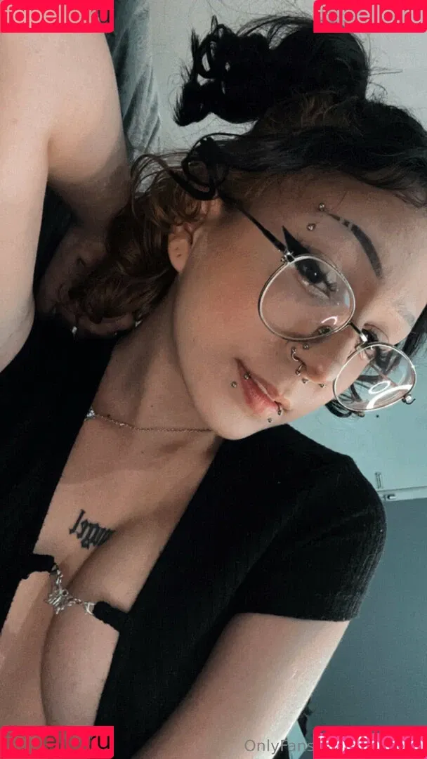 littleatgirl Onlyfans Photo Gallery 