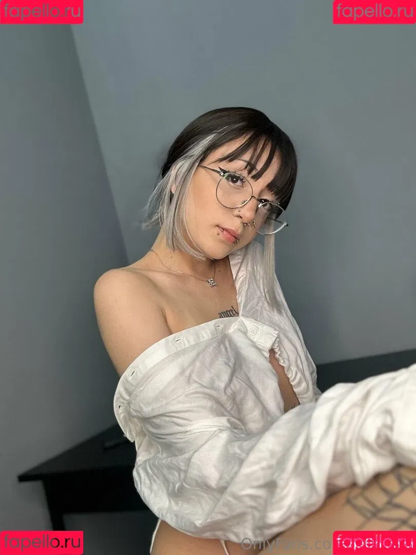 littleatgirl Onlyfans Photo Gallery 