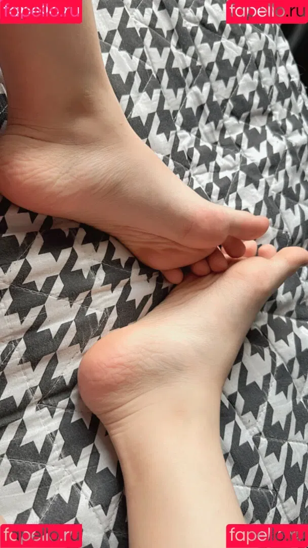 littleatgirl Onlyfans Photo Gallery 