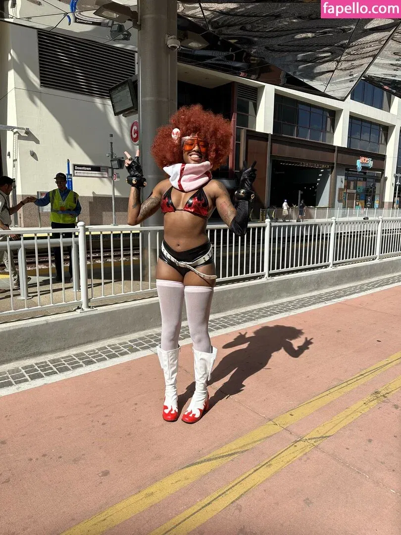 TattedPoodle Onlyfans Photo Gallery 