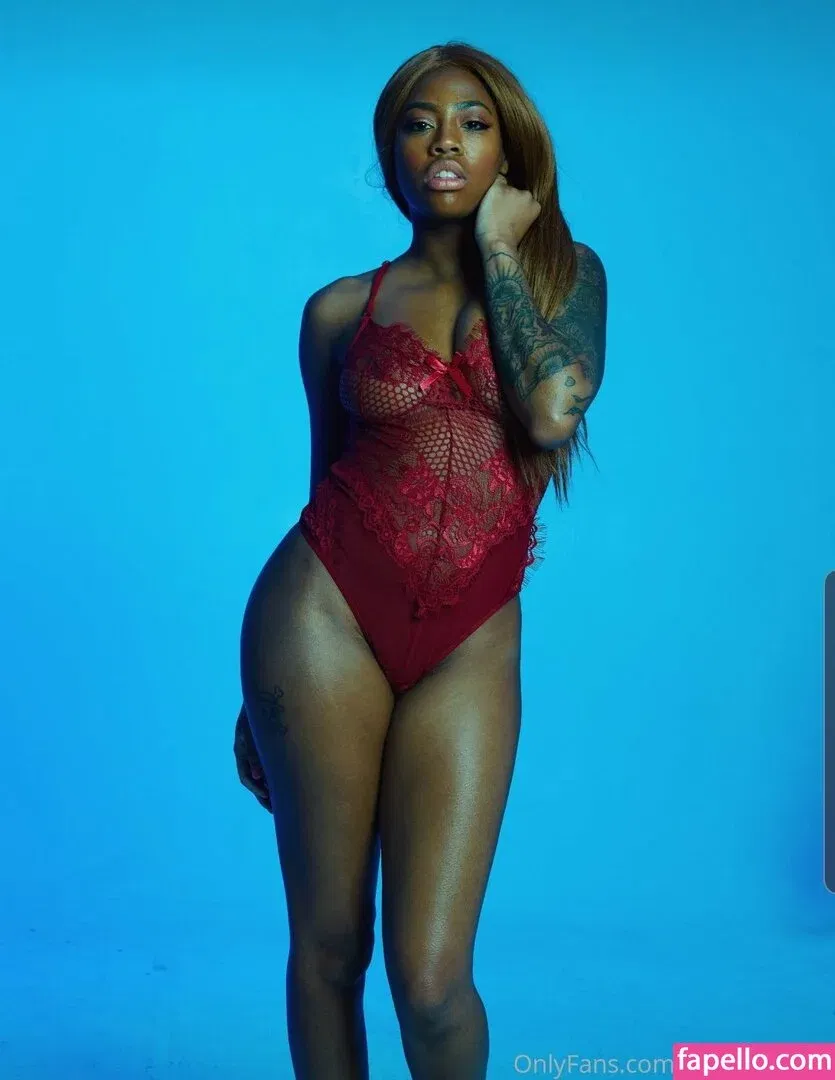 TattedPoodle Onlyfans Photo Gallery 