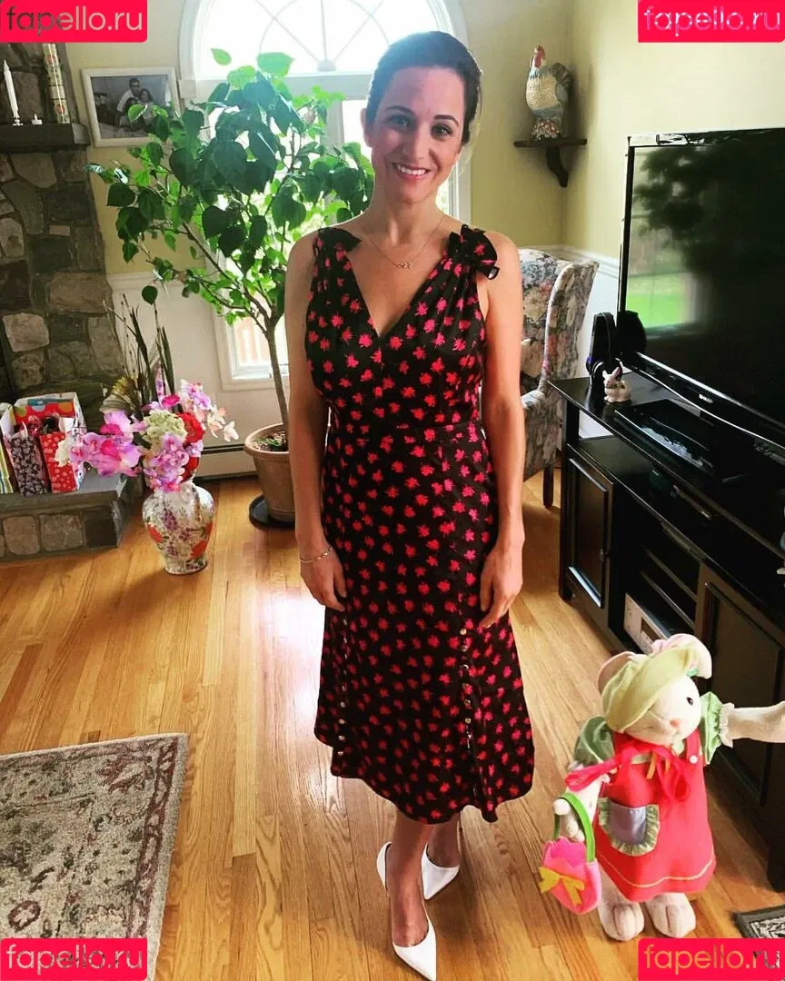 Dianna Russini Onlyfans Photo Gallery 