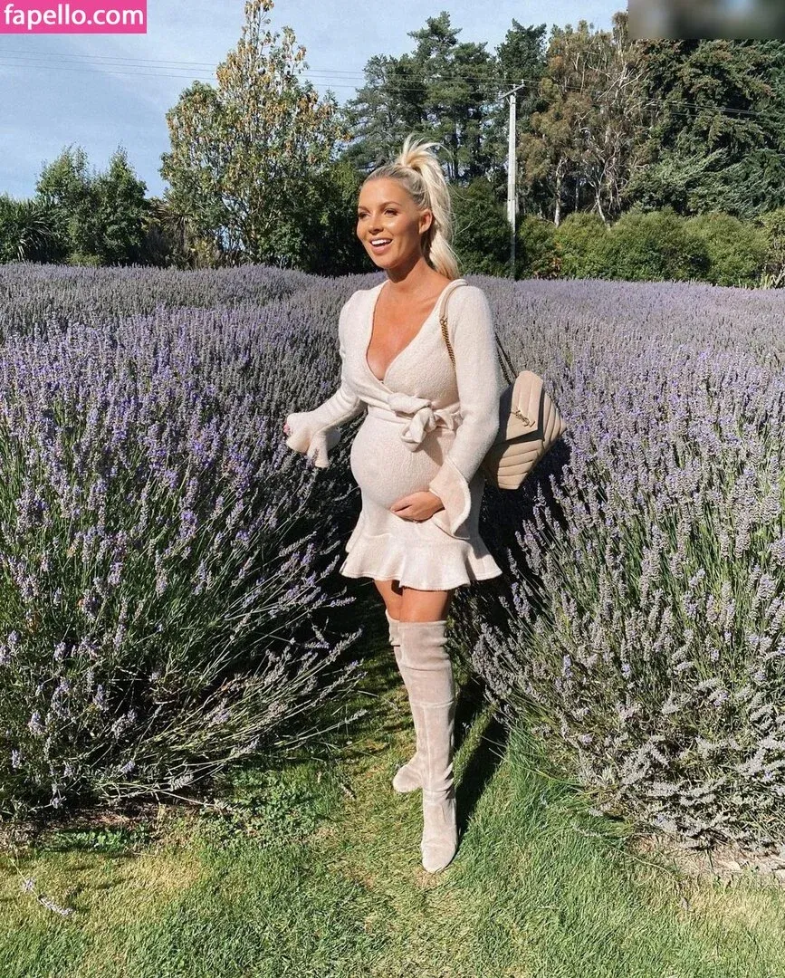 Hannah Polites Onlyfans Photo Gallery 