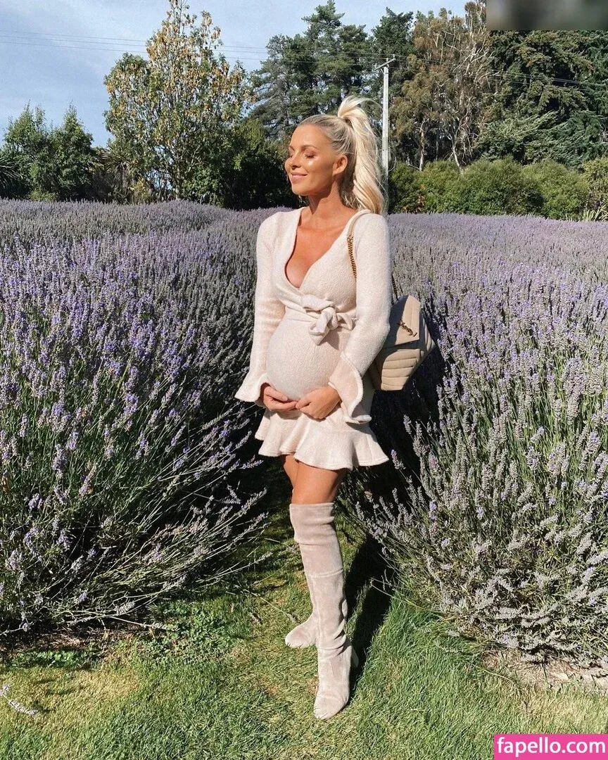 Hannah Polites Onlyfans Photo Gallery 