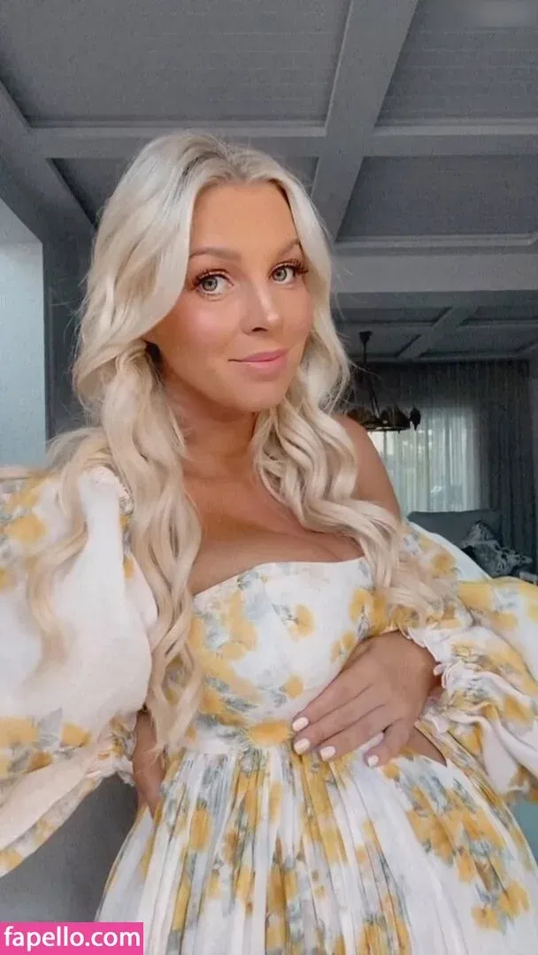 Hannah Polites Onlyfans Photo Gallery 