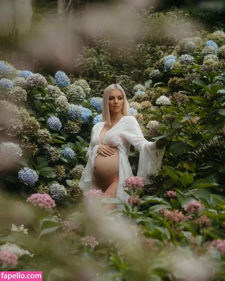 Hannah Polites Onlyfans Photo Gallery 