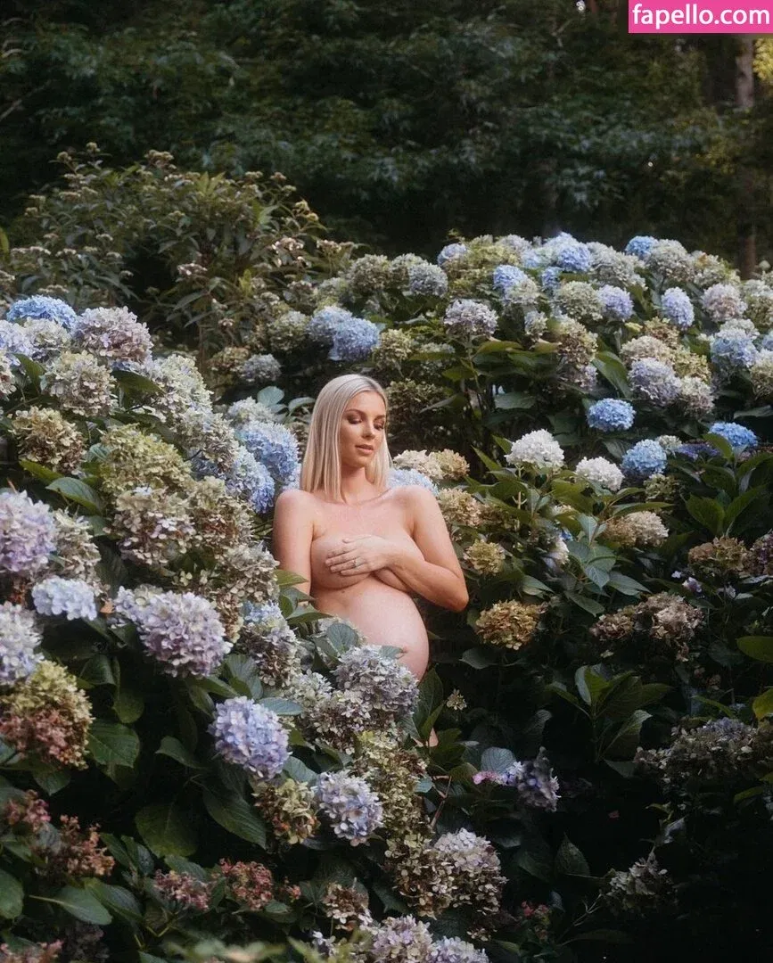 Hannah Polites Onlyfans Photo Gallery 