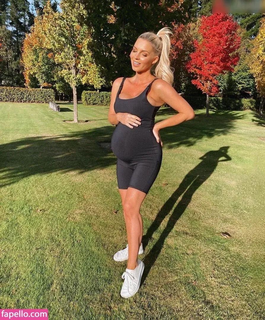 Hannah Polites Onlyfans Photo Gallery 