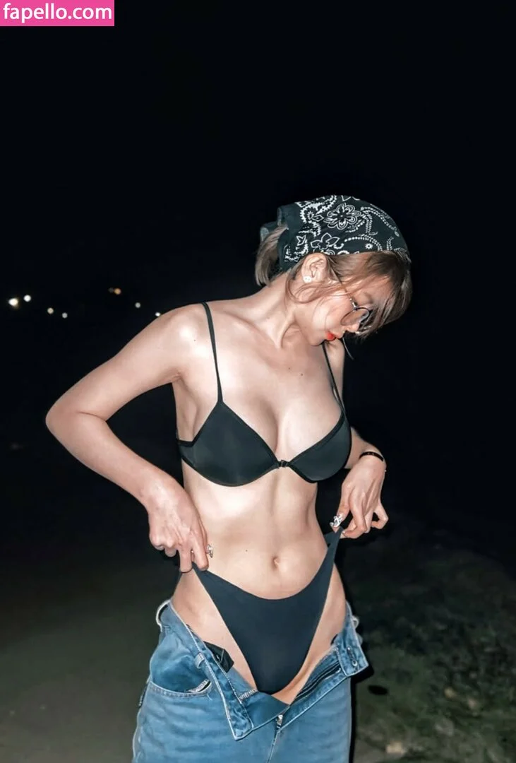 Kwan.lc | Kansuda Onlyfans Photo Gallery 