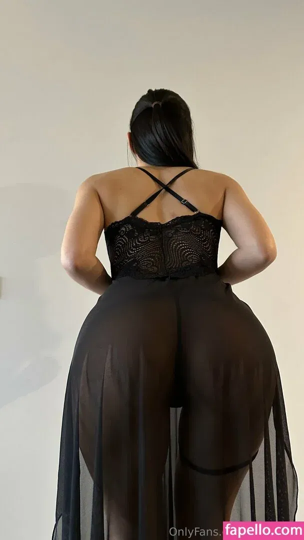 KorchiBae Onlyfans Photo Gallery 