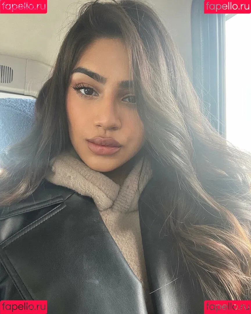 Pakhi Gadh Onlyfans Photo Gallery 