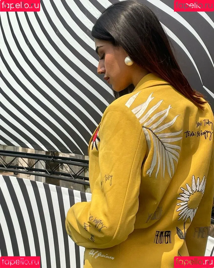 Pakhi Gadh Onlyfans Photo Gallery 