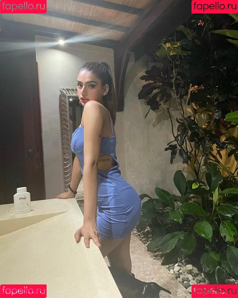 Pakhi Gadh Onlyfans Photo Gallery 