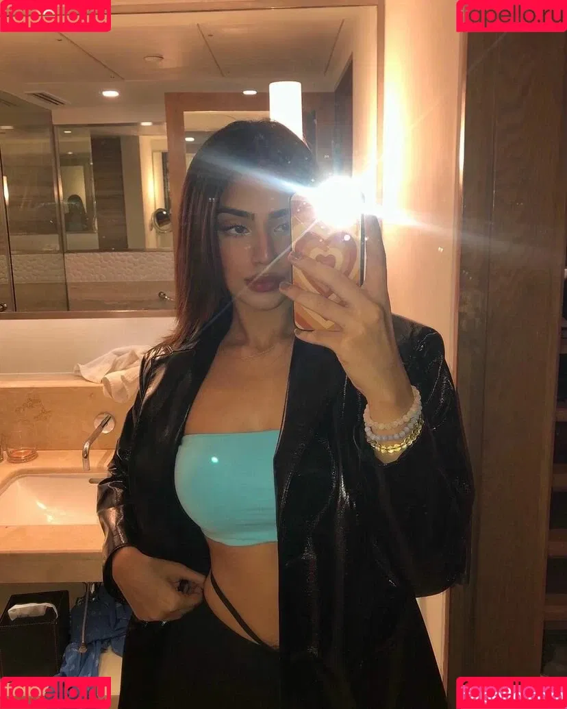 Pakhi Gadh Onlyfans Photo Gallery 