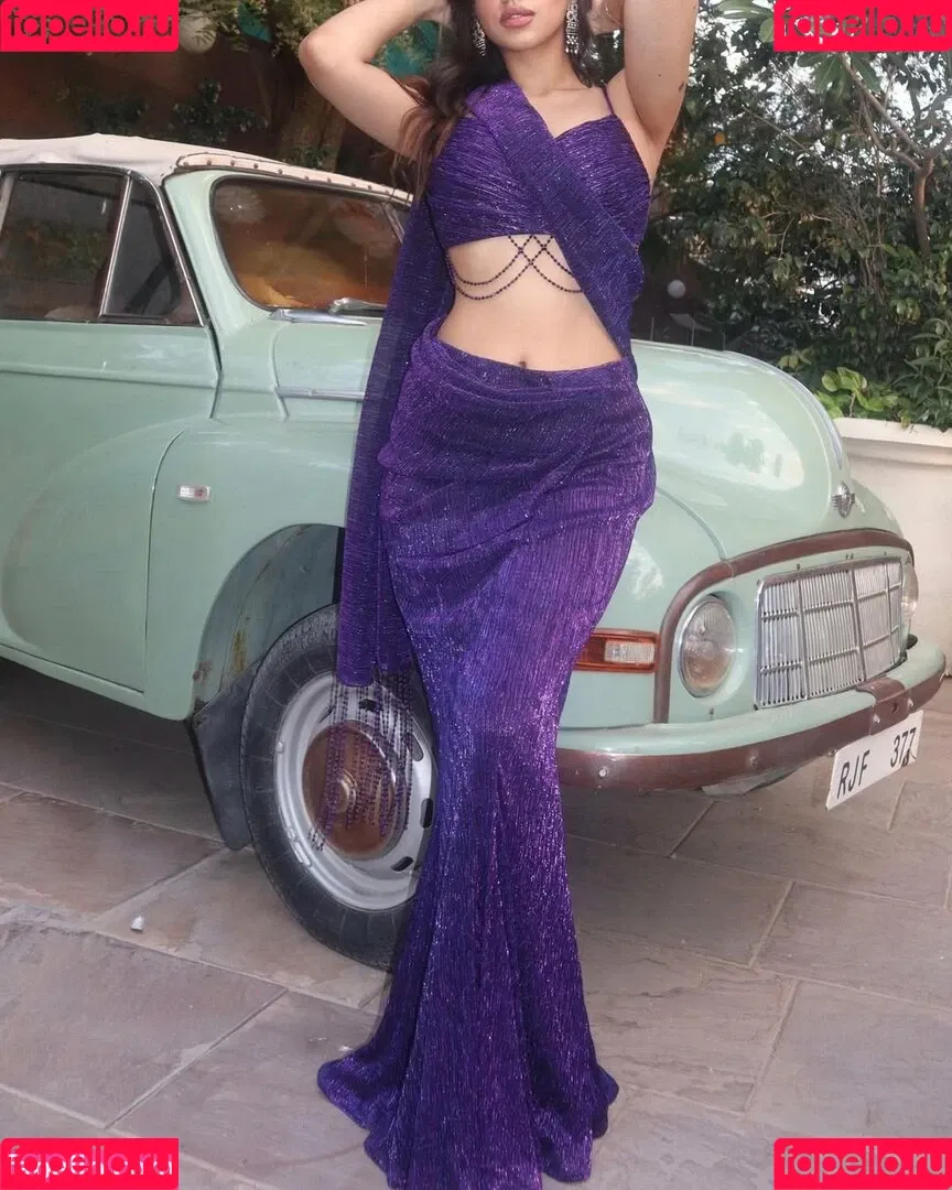 Pakhi Gadh Onlyfans Photo Gallery 