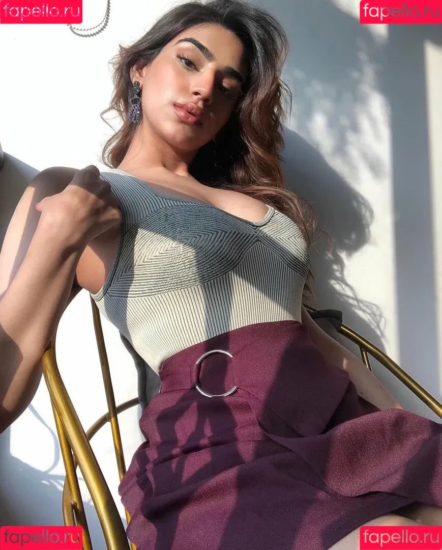 Pakhi Gadh Onlyfans Photo Gallery 