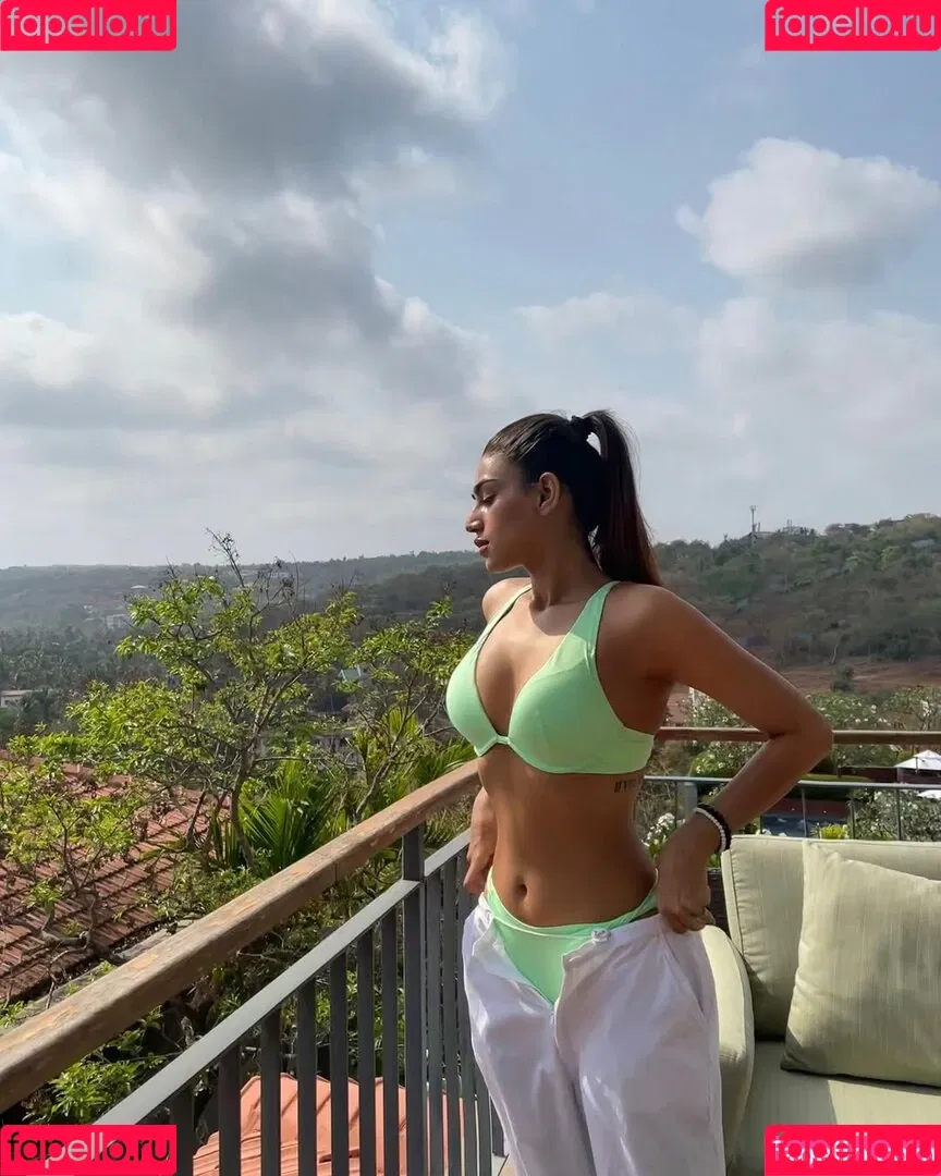 Pakhi Gadh Onlyfans Photo Gallery 